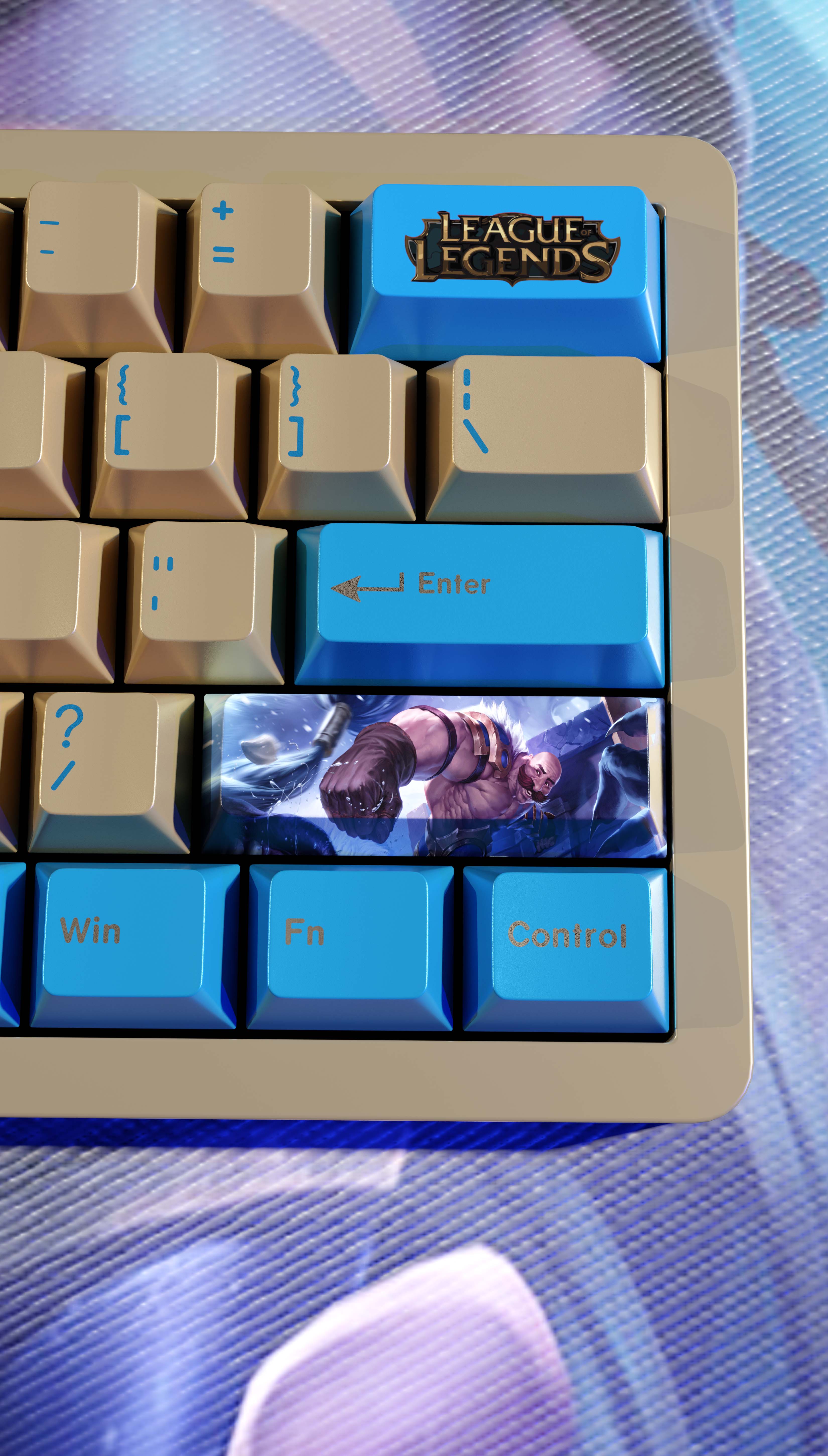 SPECIAL EDITION LEAGUE OF LEGENDS BRAUM KEYCAPS