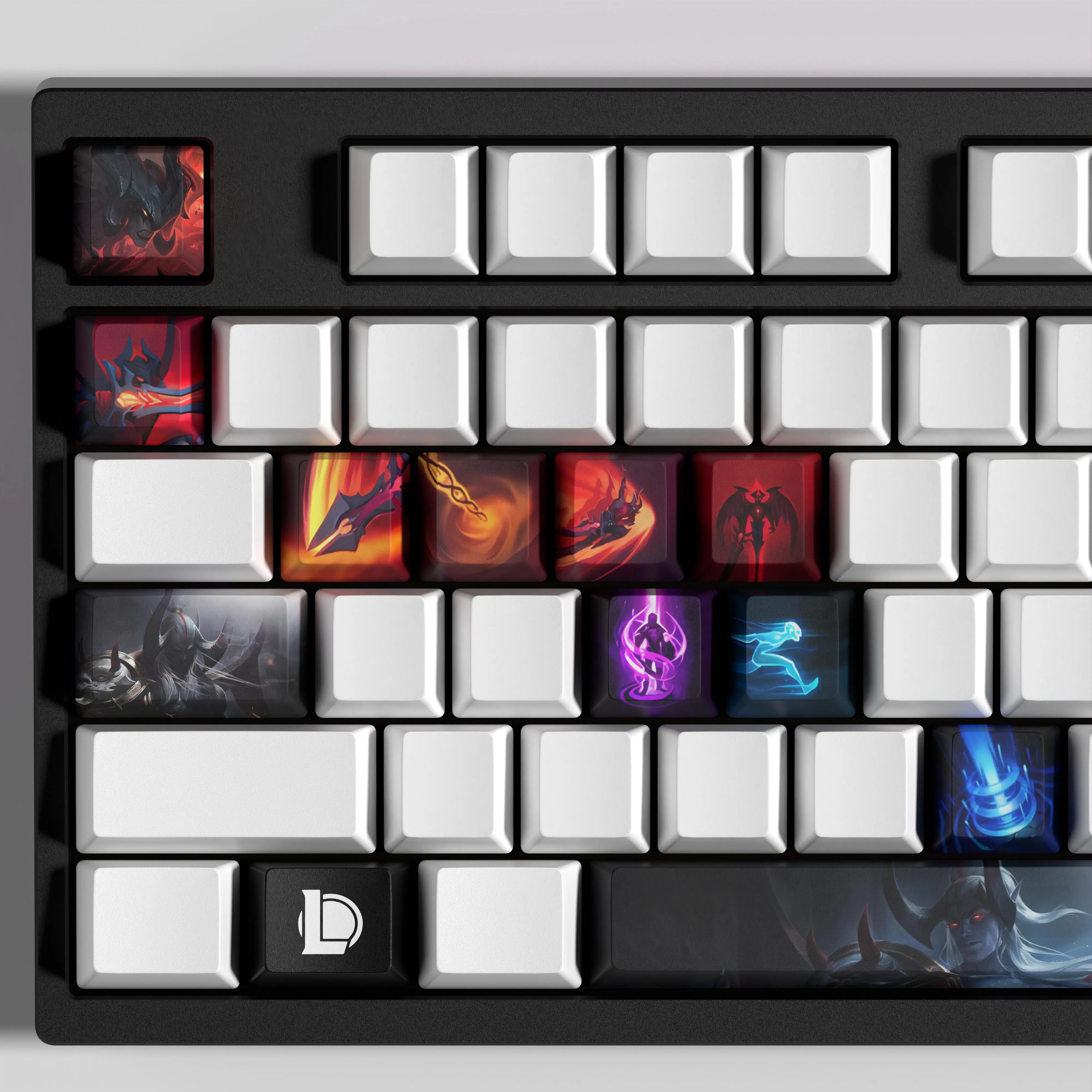 NEW SPECIAL EDITION LEAGUE OF LEGENDS AATROX KEYCAPS – 14 KAY